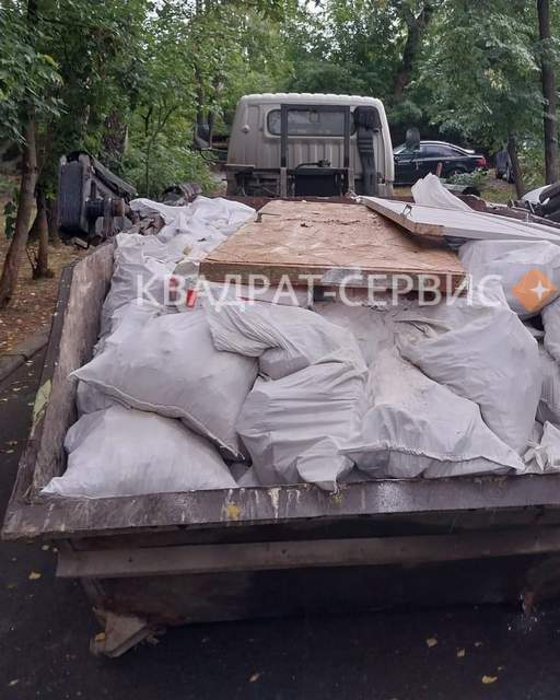 Строительный мусор в контейнере Строительный мусор в контейнере 8 м3 в Кубинке