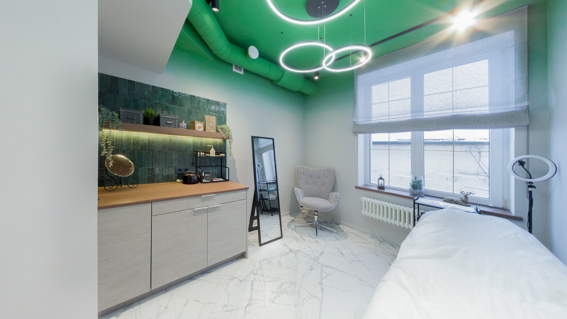 градиент на стене